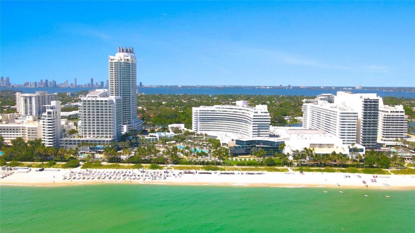 Fontainebleau Miami Hotel 5*