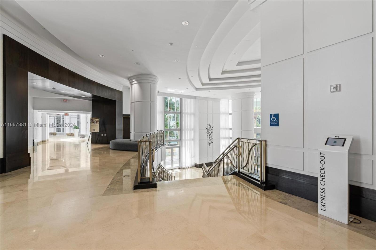 Fontainebleau Miami Hotel Miami Beach